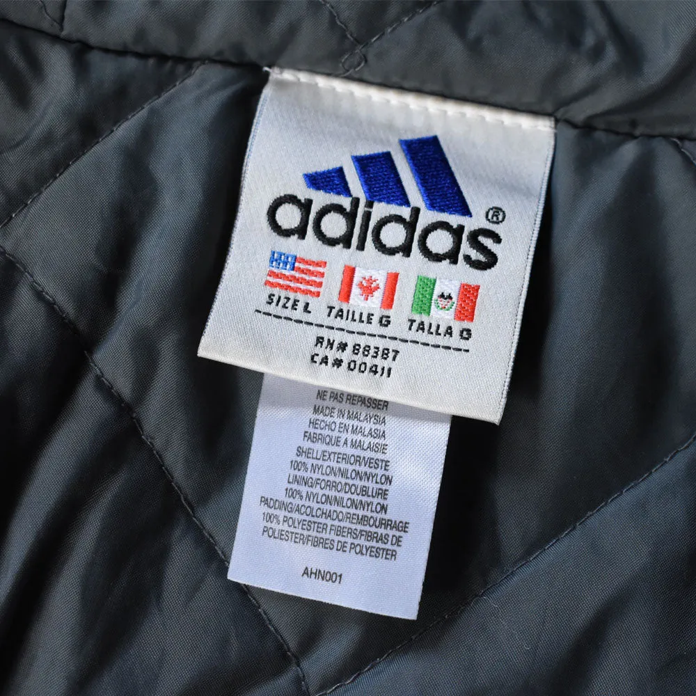 90’s adidas 中綿入り ナイロンパーカー 250104