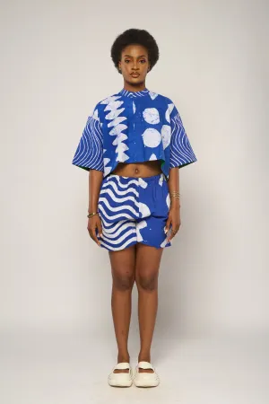 BLUE MULTI-PRINT CROP SHIRT