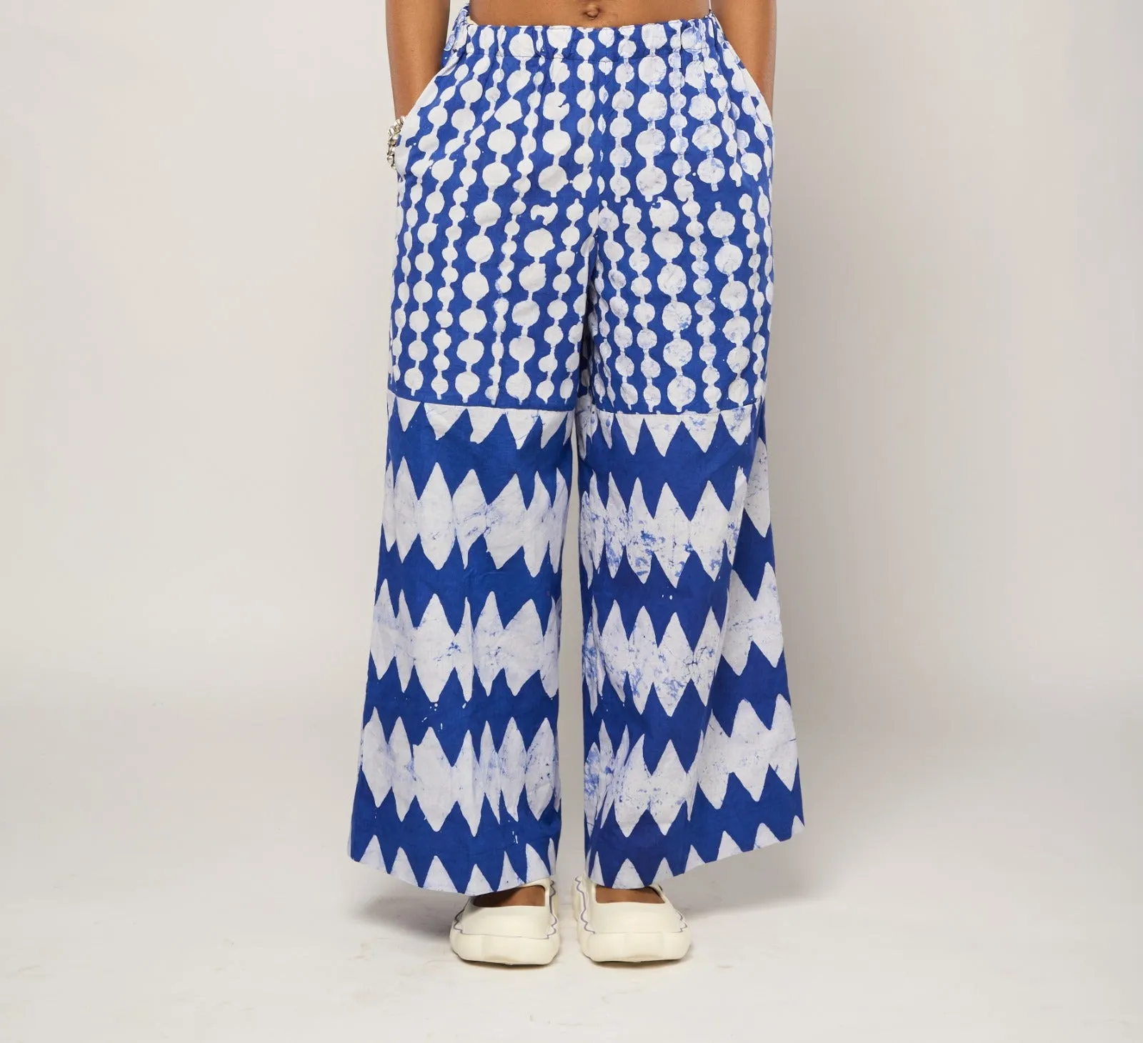 BLUE MULTI-PRINT CROP SHIRT