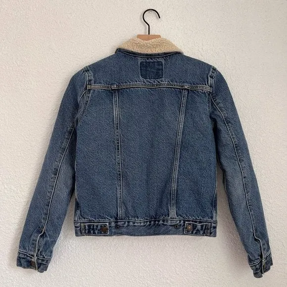 Levis Original Sherpa Trucker Jacket