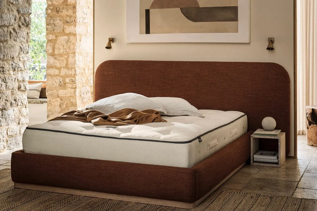 The Halstock Bed